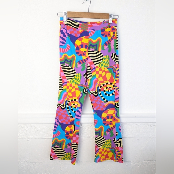 Nooworks • Cropped Kick Flares In Party Time - Picture 2 of 7